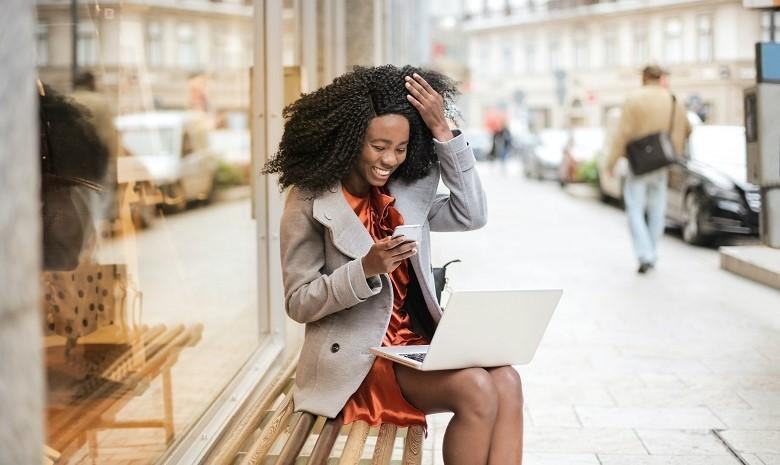 Digital Brilliance, Human Connection